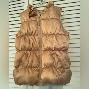 Gymboree girls champagne puffer vest